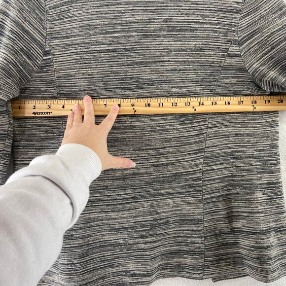 Eileen Fisher Gray Cardigan Size Small - Picture 5 of 7